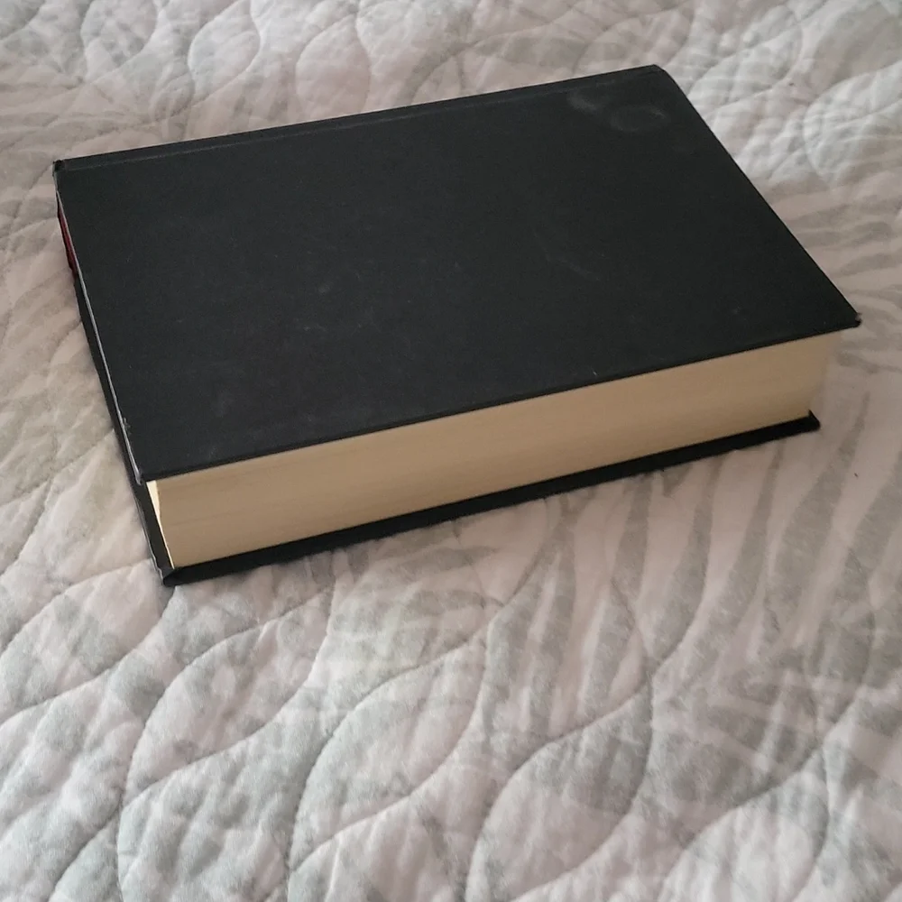 Eclipse book - Picture 3 of 3
